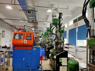 Dongguan Xinwei Clothing Accessories Co.,Ltd.
