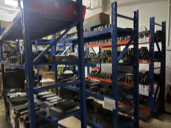 Dongguan Xinwei Clothing Accessories Co.,Ltd.