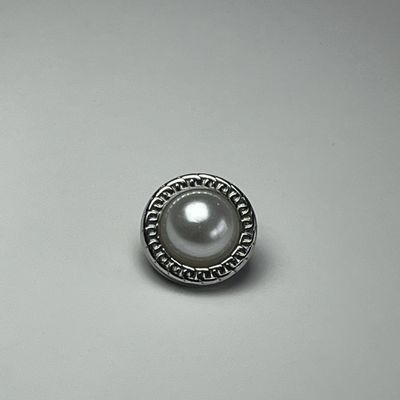 OEM Bulk Garment Trims And Accessories Buttons For Shirts