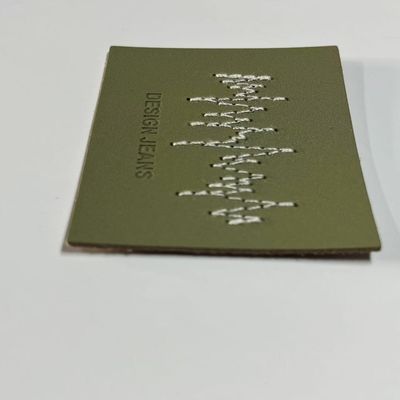 Custom Green Jeans Leather Label Tag Sewn Closure Type For Clothing