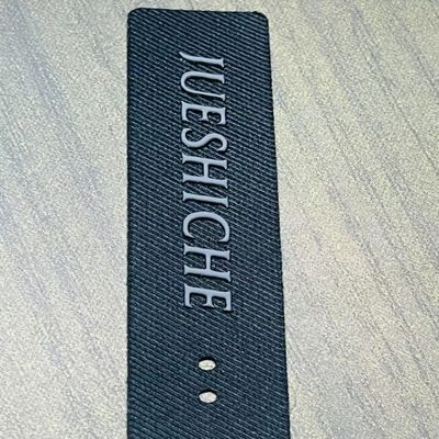 Custom Woven Heat Transfer Clothing Labels 42x62 For Bags Garment