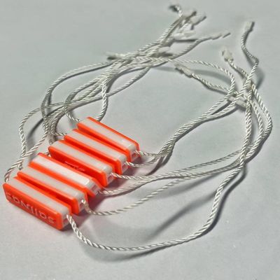 Flexible Nylon Tag Fasteners Heat Resistant For Retail Store