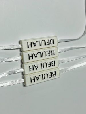 Embossed Logo Label Snap Lock Pin Loop Plastic Fastener Hang Tag With String