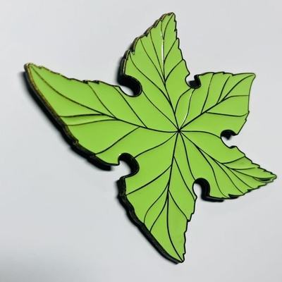 Green OEM/ODM Fabric Buttons Suitable For Clothing, Weighing 7.1 Grams