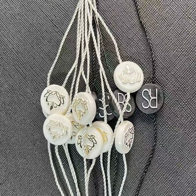 Approximately 10 Inches Hanging Length Plastic Tag Fastener Suitable for Bags Made from Durable Plastic Texture Ensuring Attachment